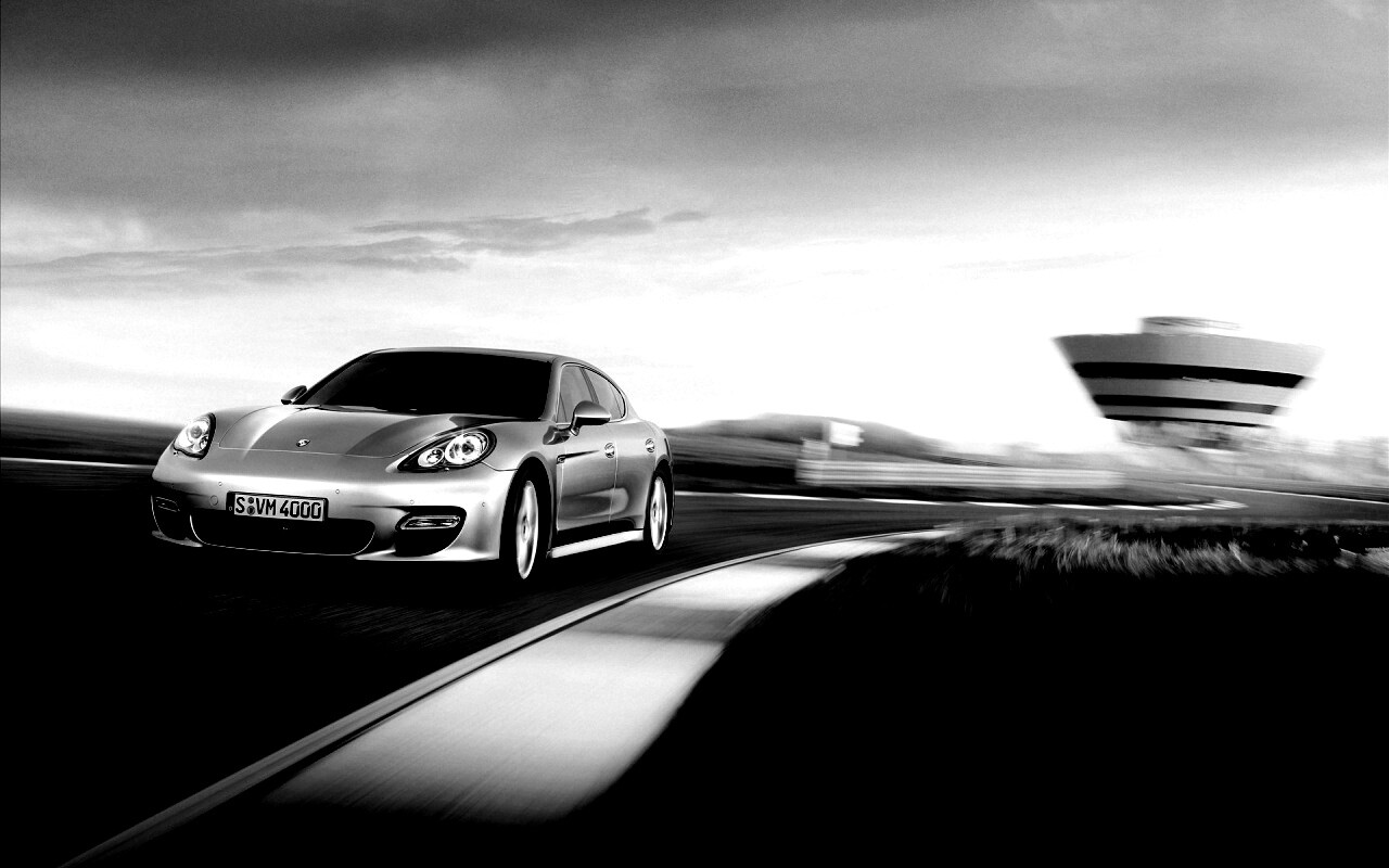 Автомобиль на треке обои