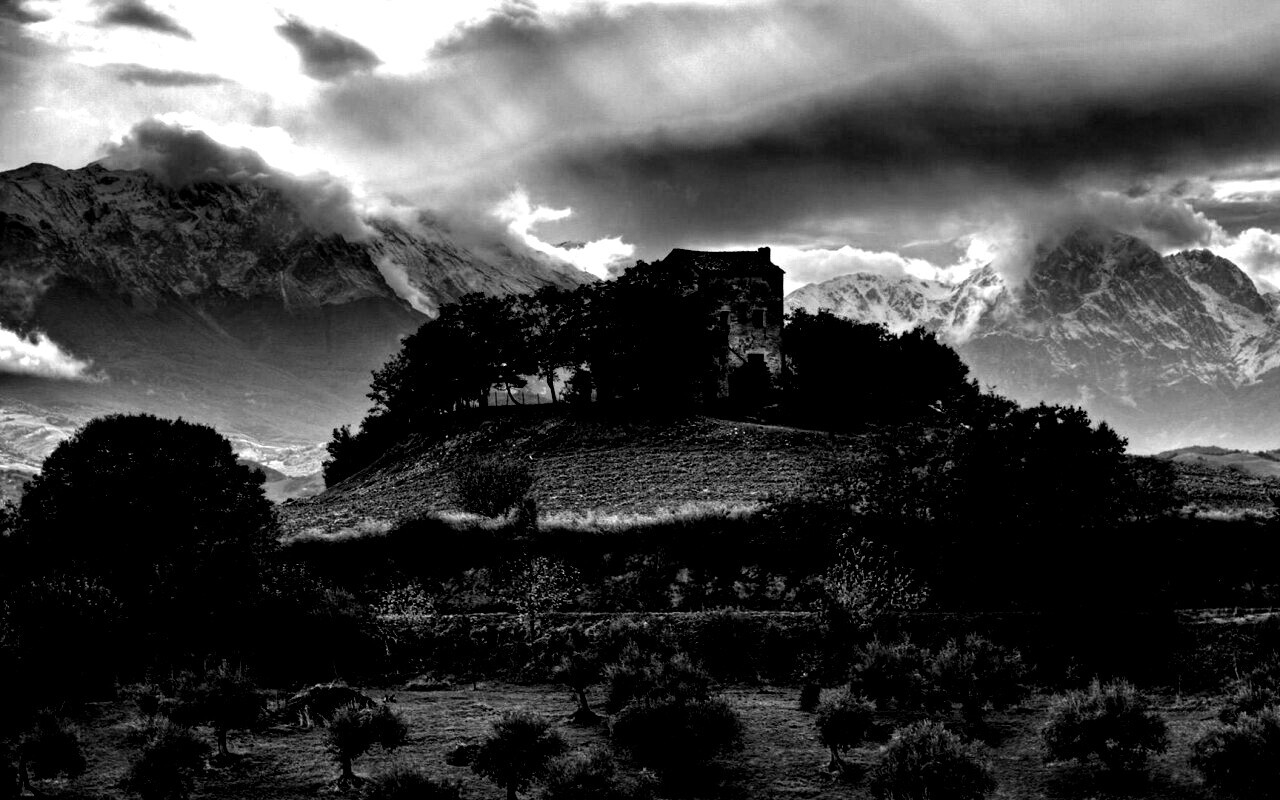 Горный пейзаж обои