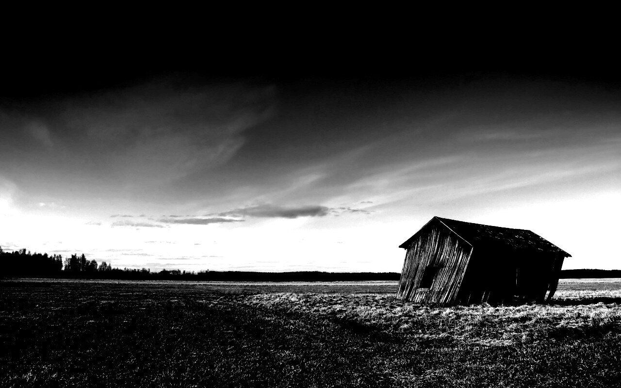 Покосившийся сарай обои