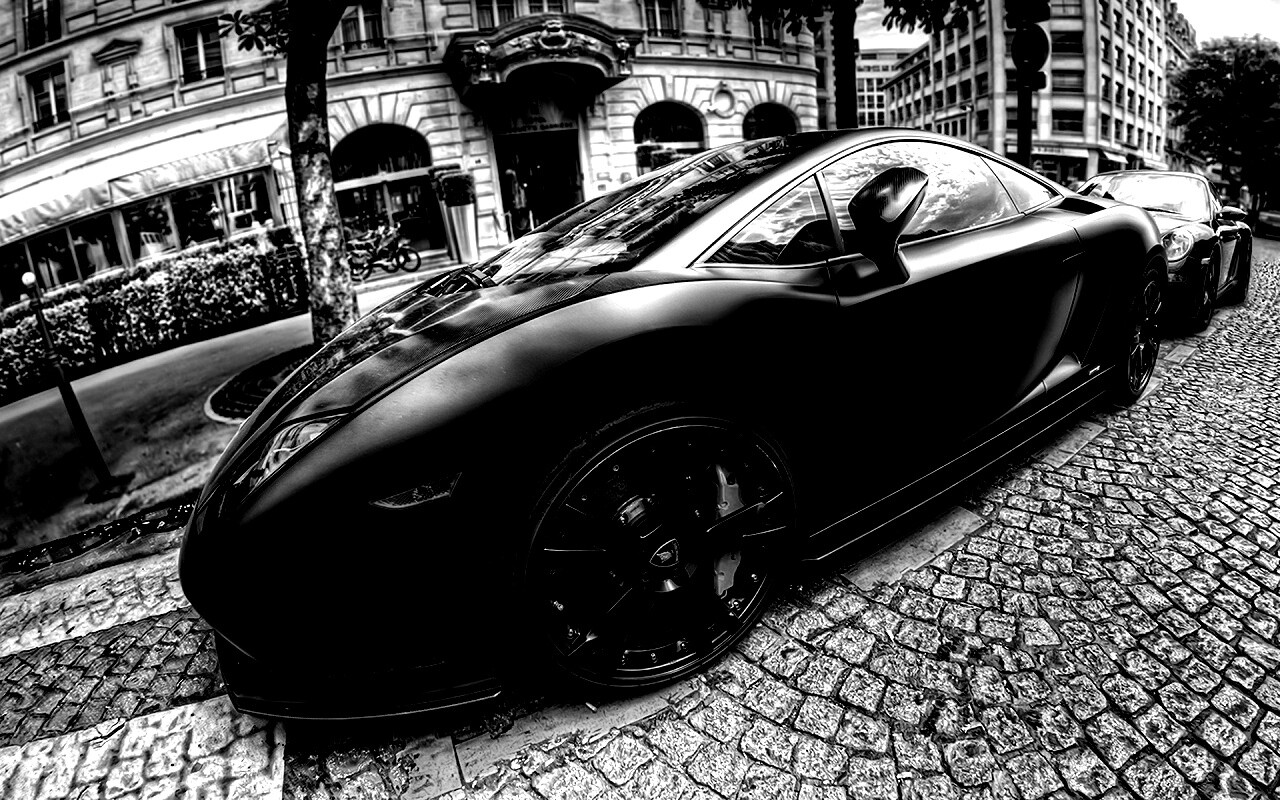 Ламборжини и Порше широкоугольным объективом обои