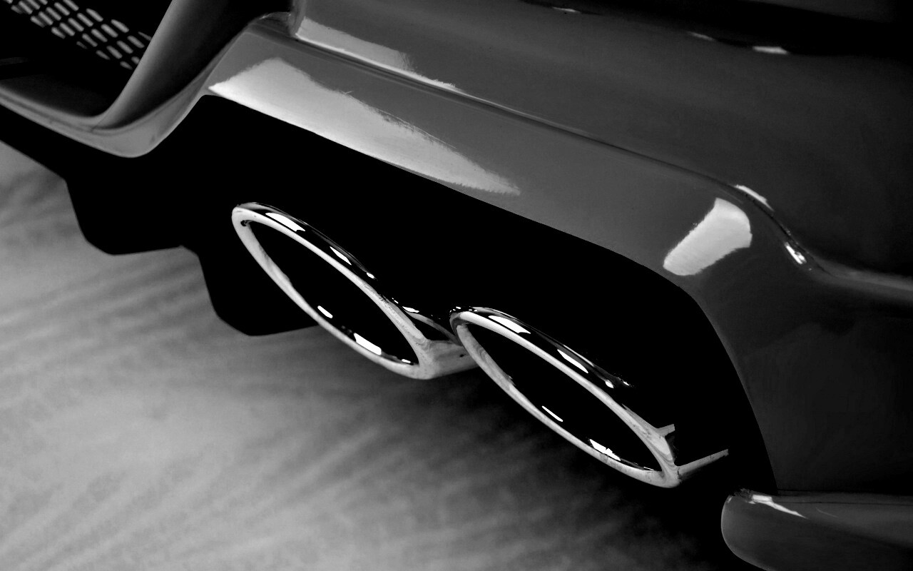 Выхлопная труда обои