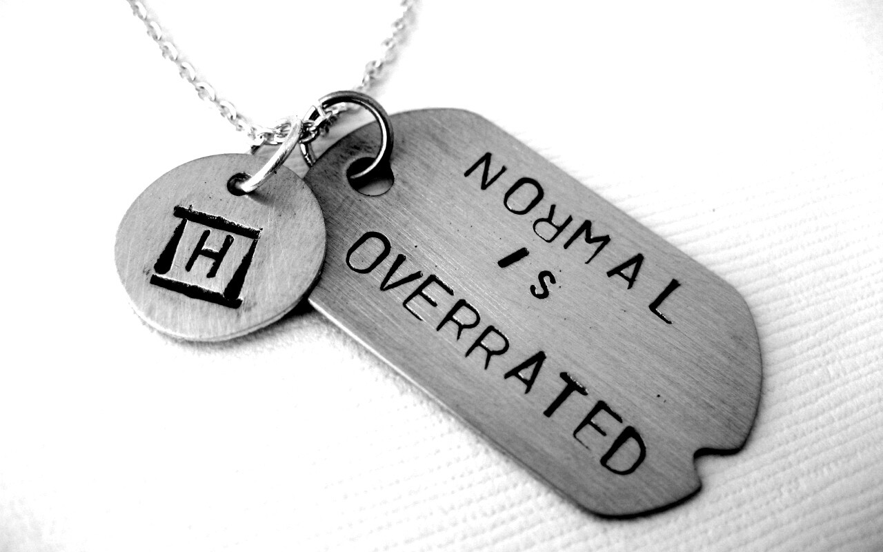 Нормальность переоценена обои