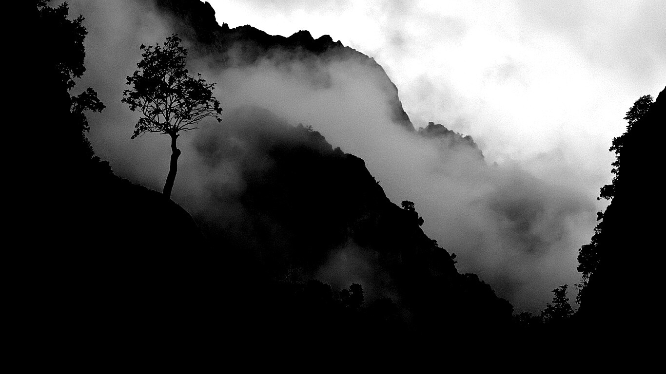 Сумерик в горах обои