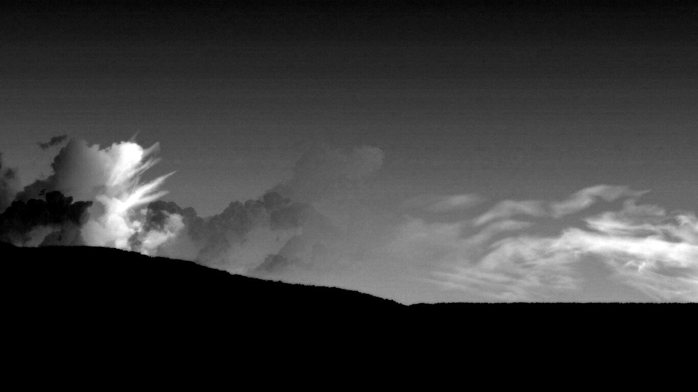 Желтое небо обои