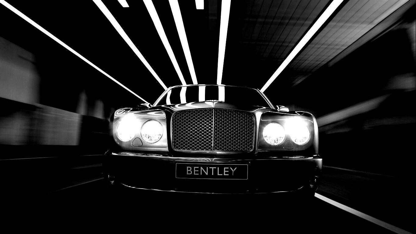 Бентли в тоннеле обои