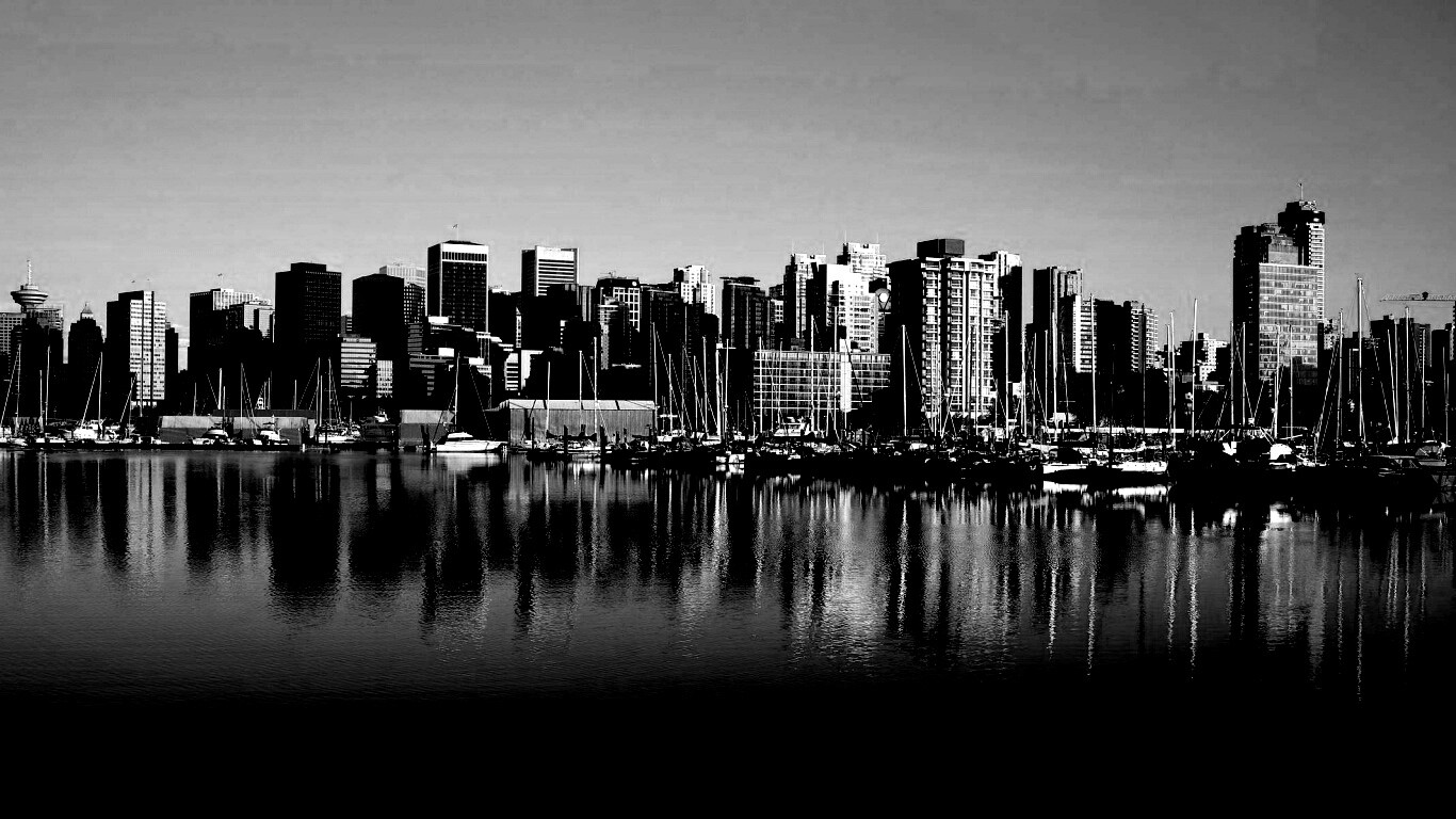 Город у воды обои