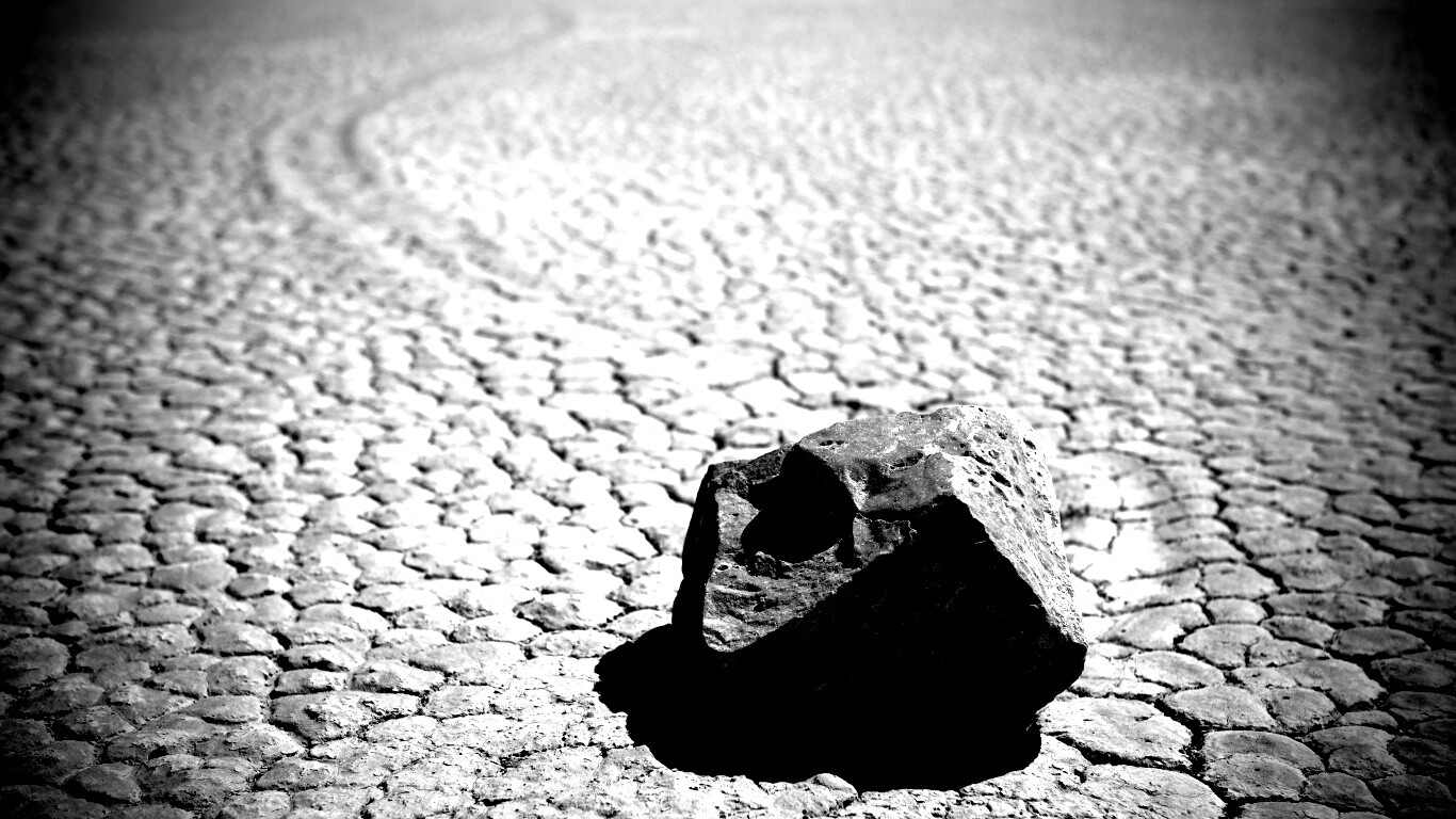 Камень в Долине Смерти обои