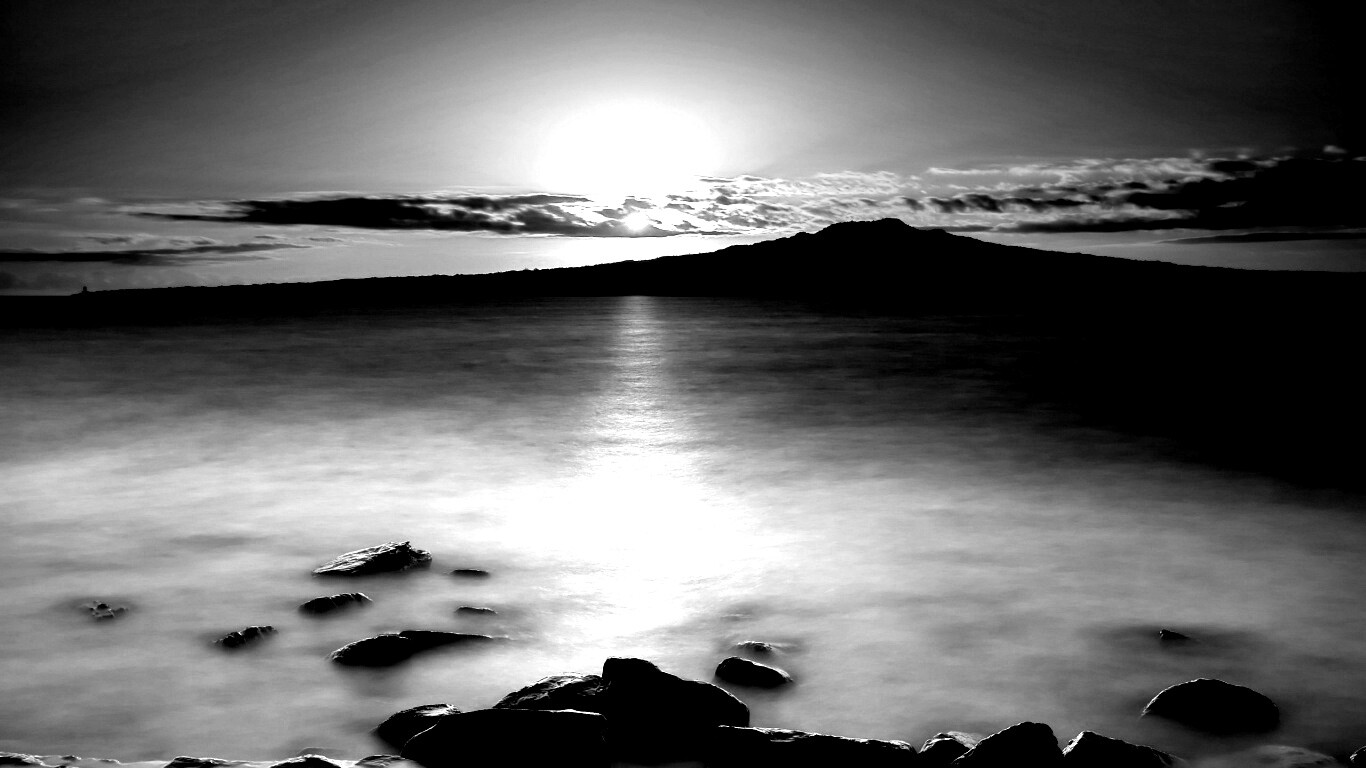 Восход над озером обои