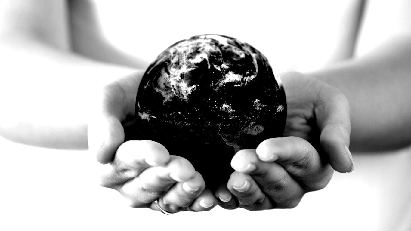 Весь мир в твоих руках обои