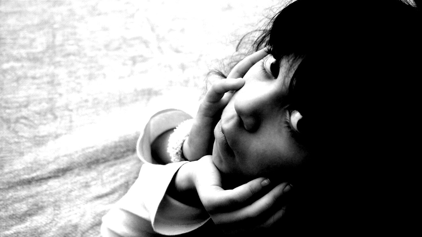 Девочка обои