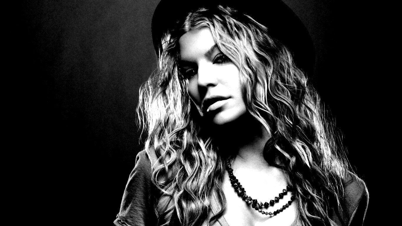 Фёрги  обои