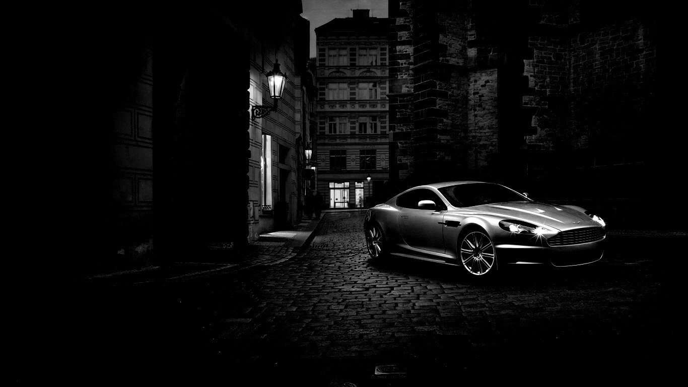 Серебристый Aston Martin обои