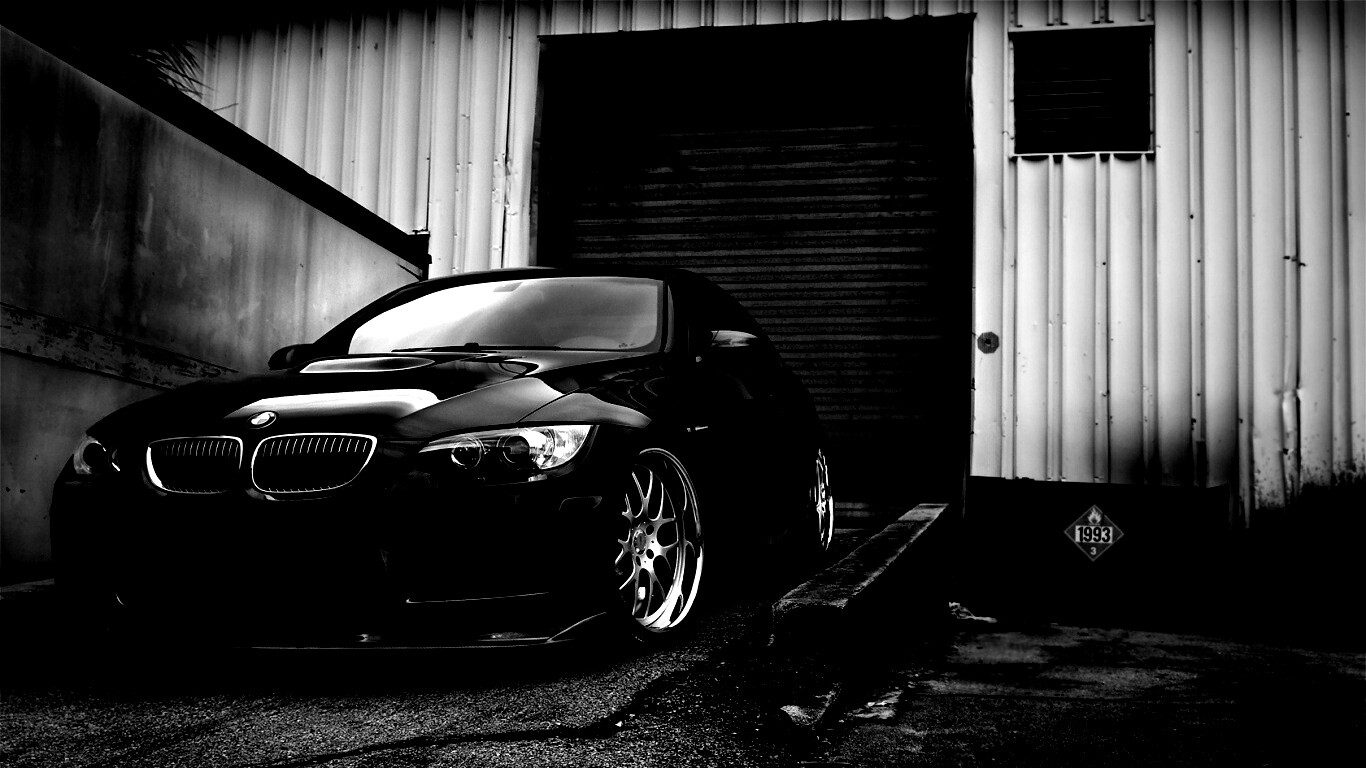 Чёрный БМВ обои