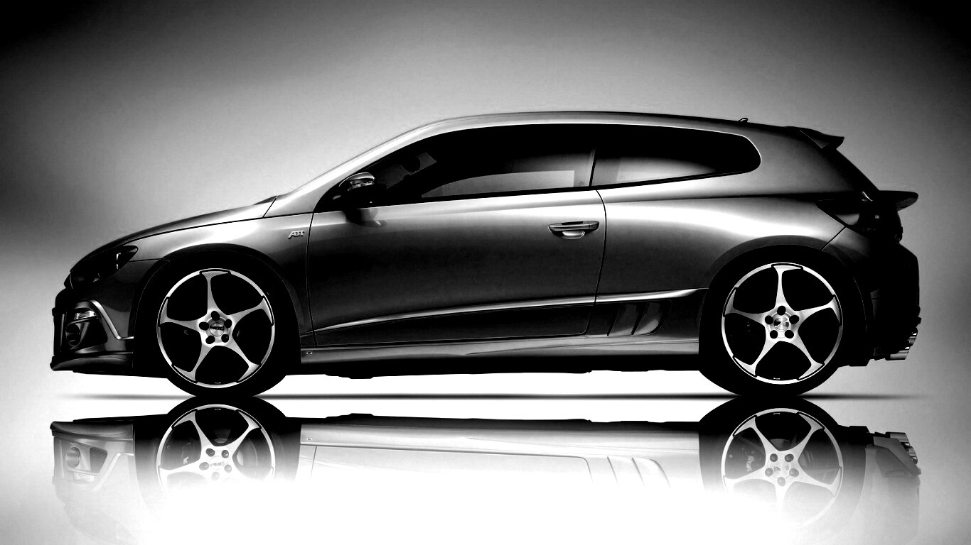 Зелёный трёхдверный хэтчбек обои