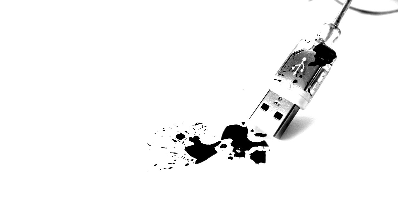 Кровавый usb обои