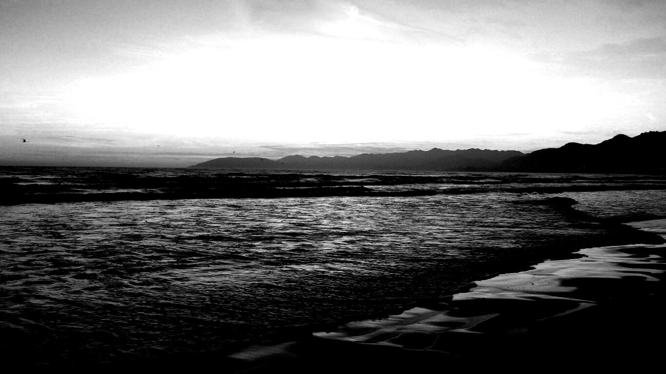 Восход на море обои