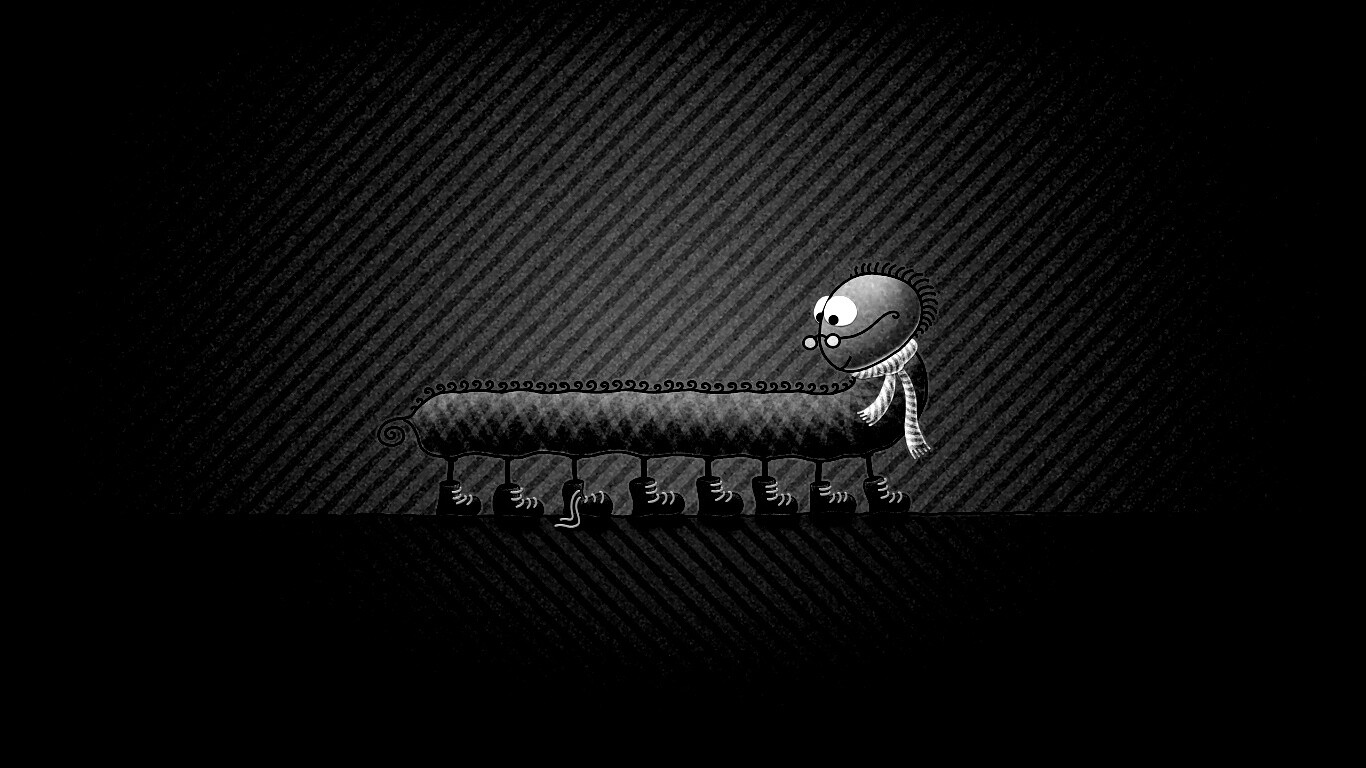 Гусеница в ботинках обои