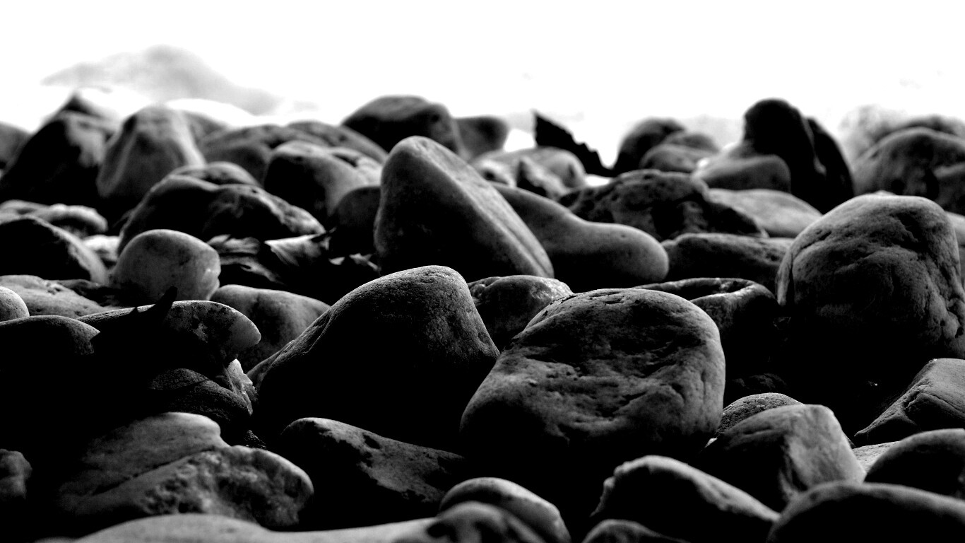 Прибрежные камни обои