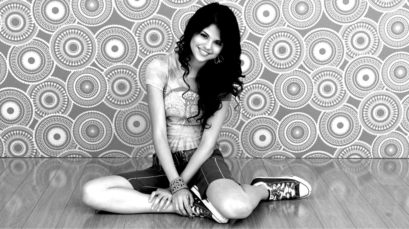 Селена Гомез обои