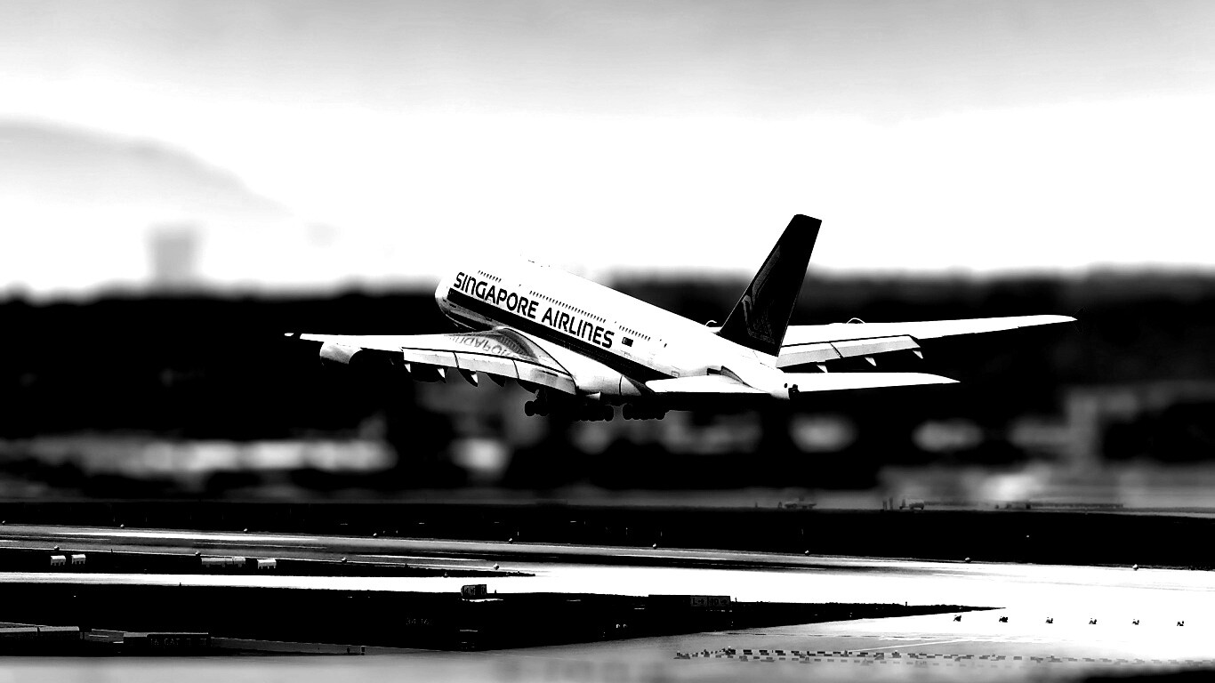 Взлет гражданского самолета обои