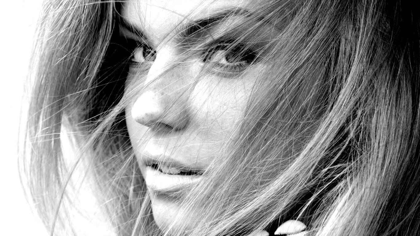 Завораживающий взгляд обои