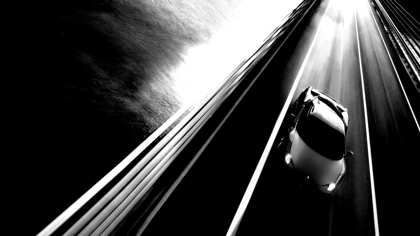 Суперкар на трассе обои