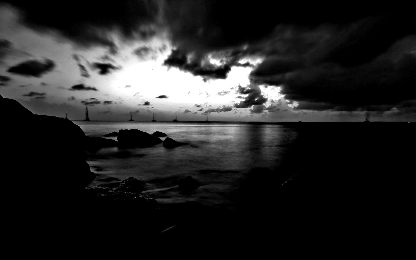 Кровавое море обои