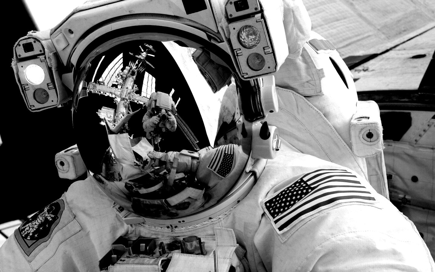 Фото в открытом космосе обои