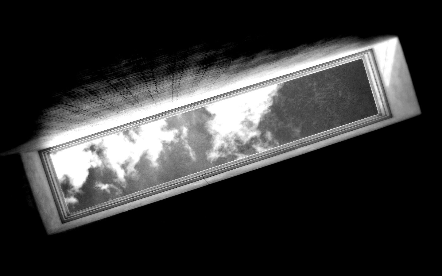 Прямоугольный каменный колодец обои