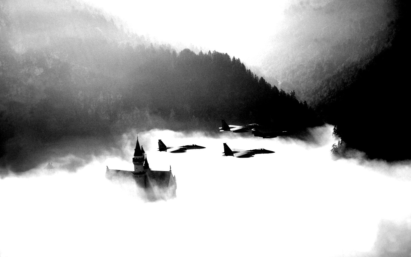 Истребители над замком обои