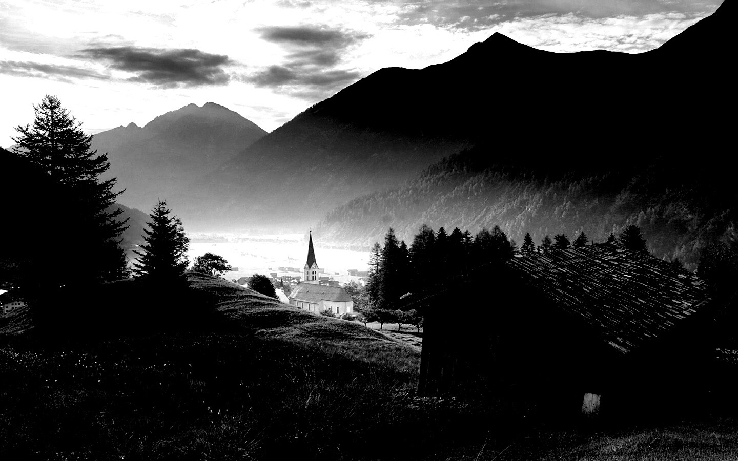 Церковь в австрийской деревне обои