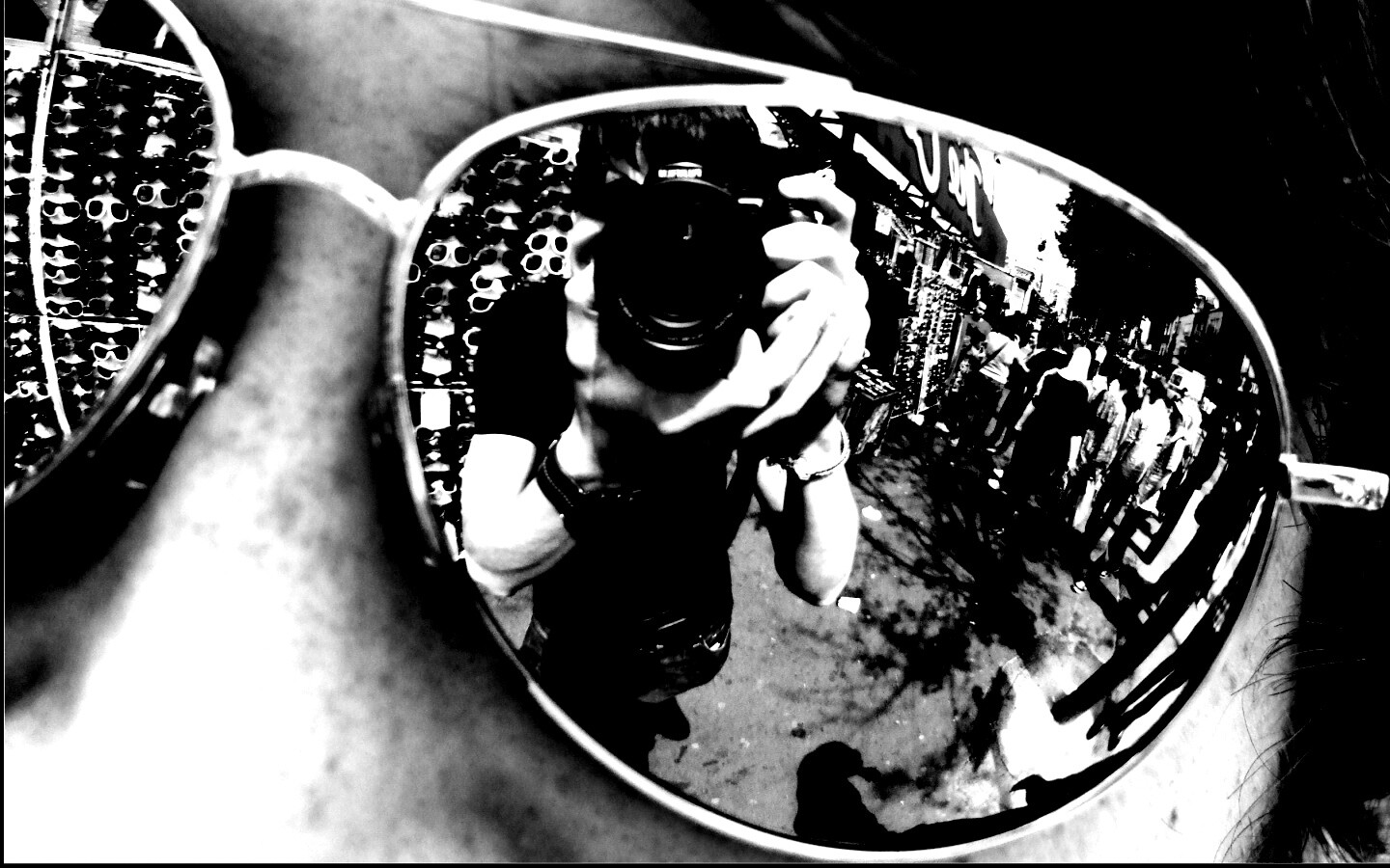 В очках обои