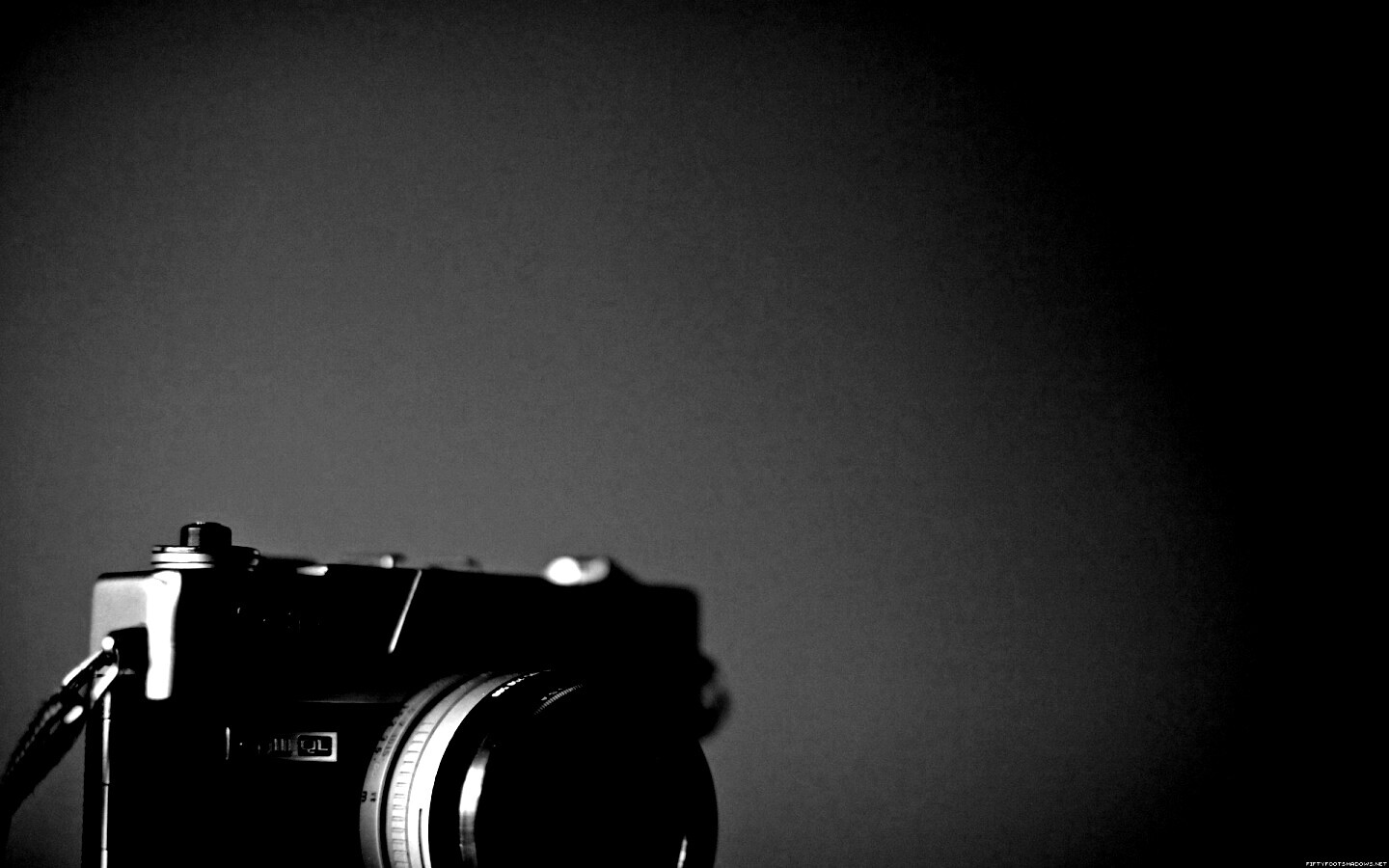 Фотоаппарат Canon обои