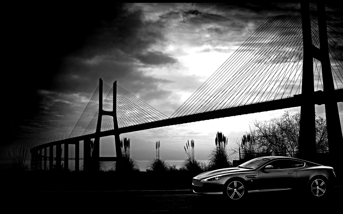 Aston Martin на фоне моста обои