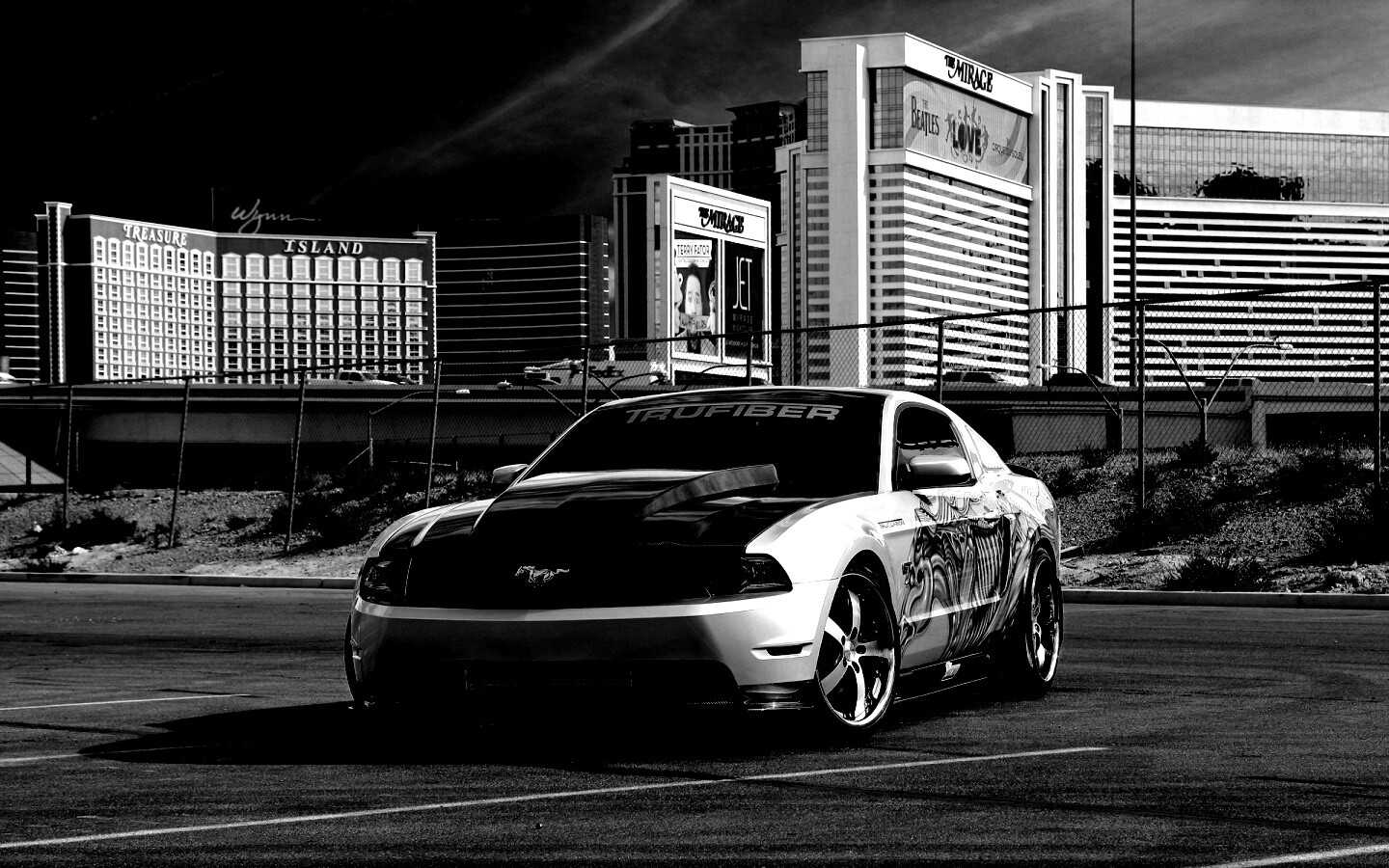 Тюнингованный Форд Мустанг обои