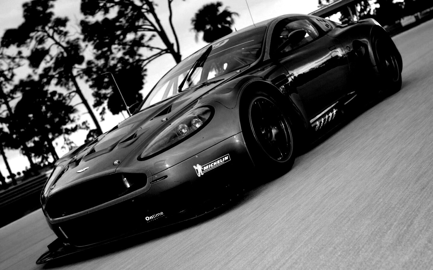 Aston Martin обои