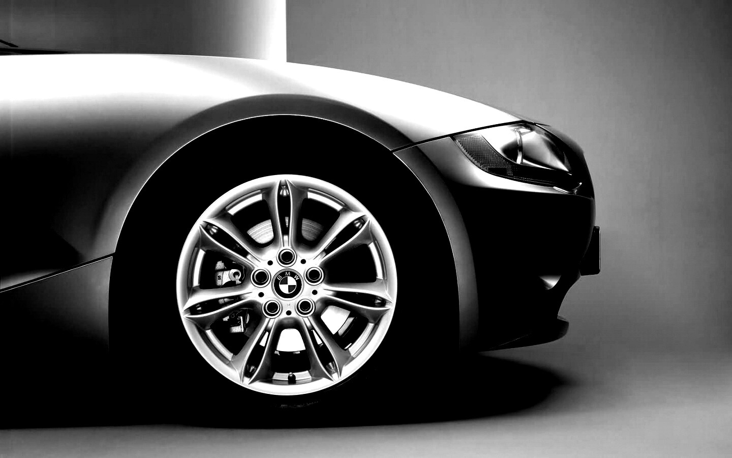 Переднее колесо автомобиля БМВ обои