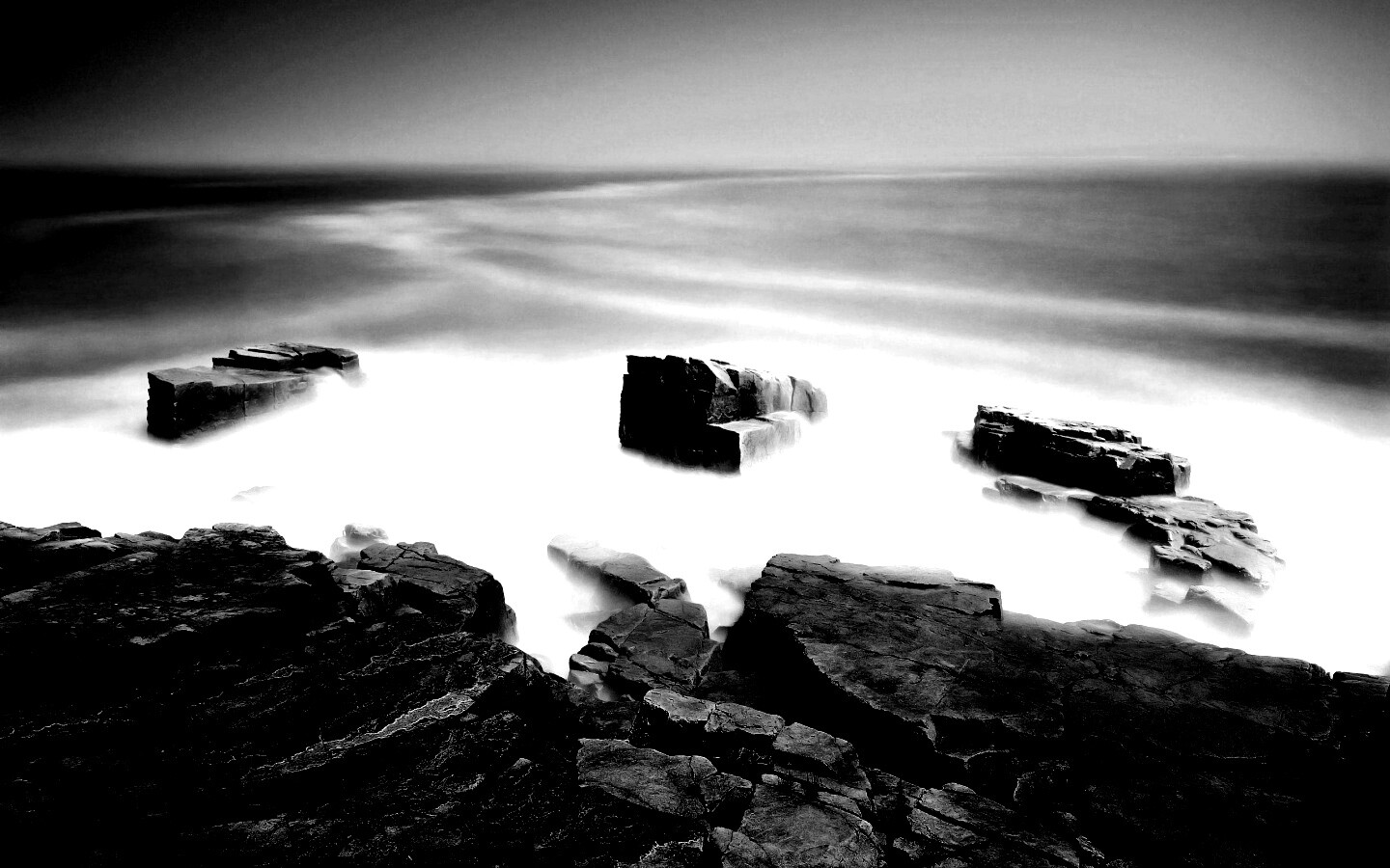 Скалы у моря обои