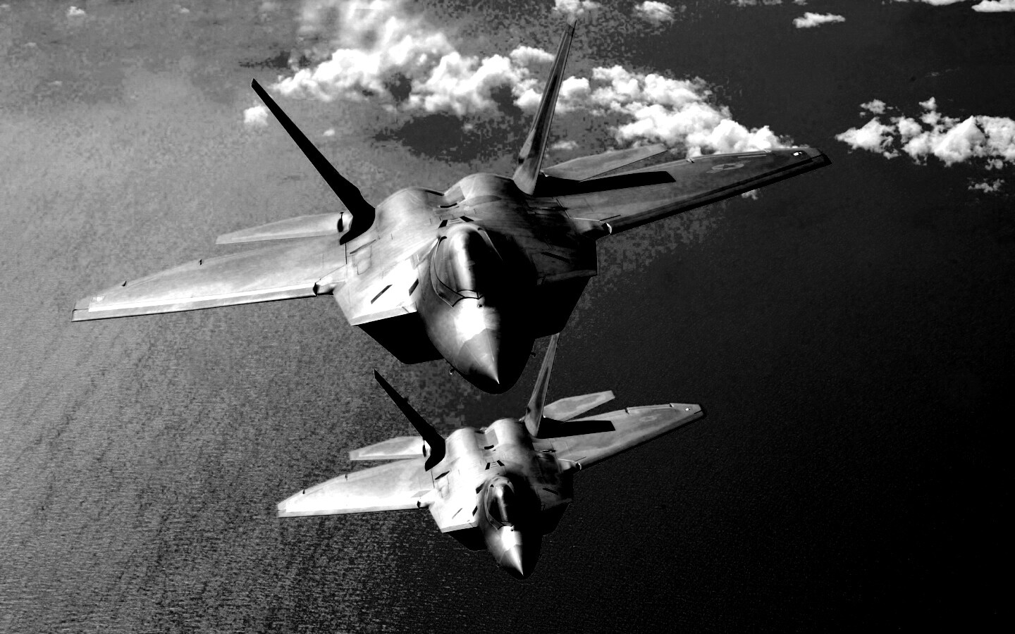 Истребители в небе обои