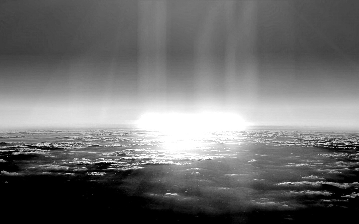 Восход над облаками обои