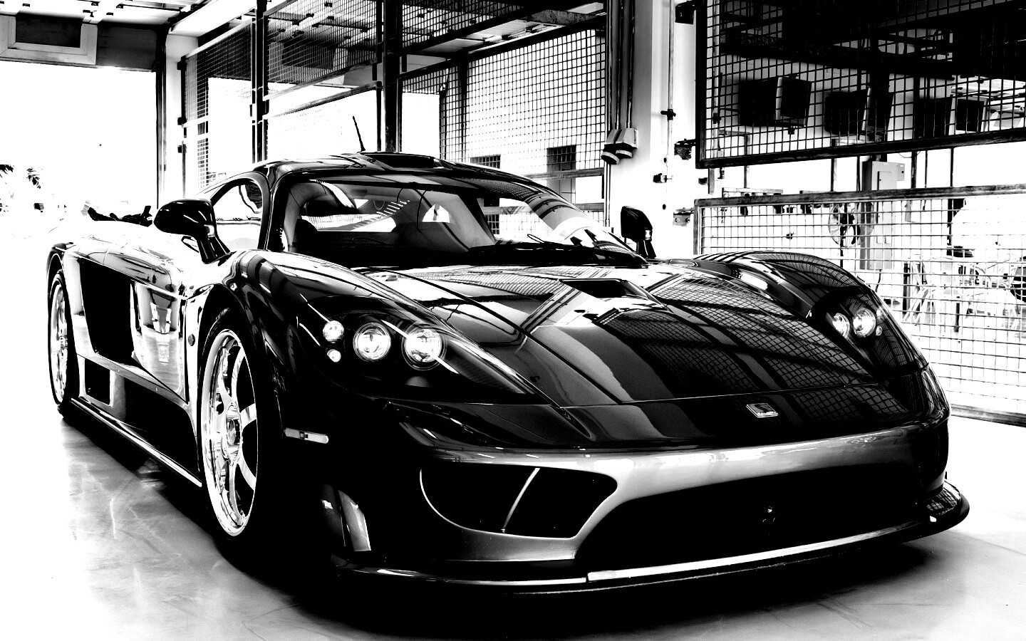 Суперкар бордового цвета обои