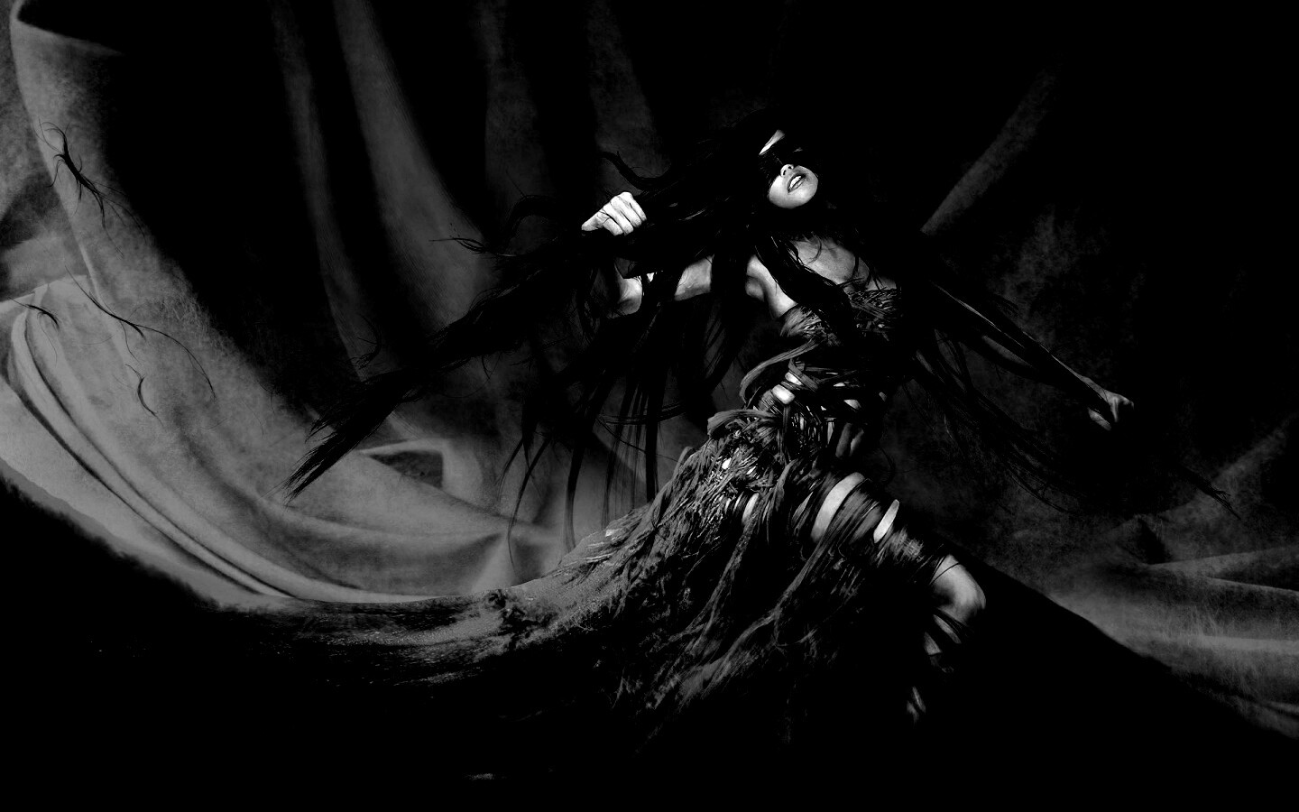 Девушка в красной мантии обои