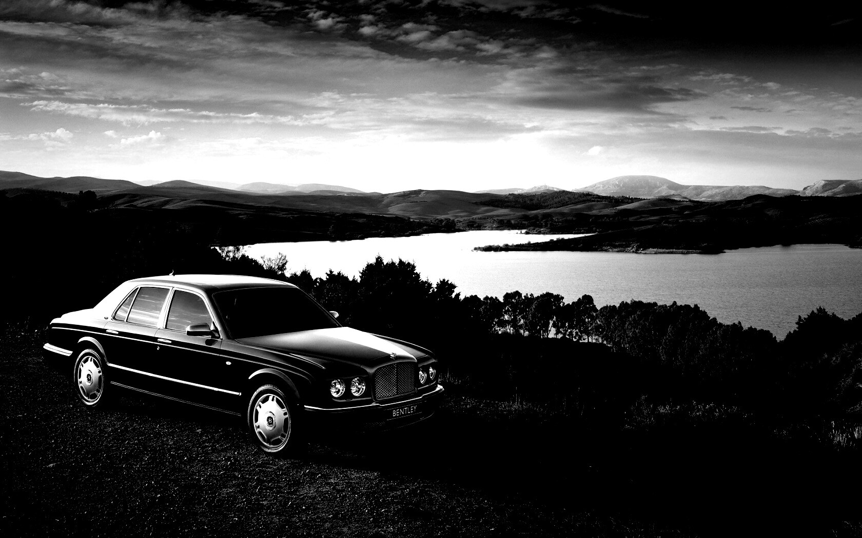 Бентли на природе обои