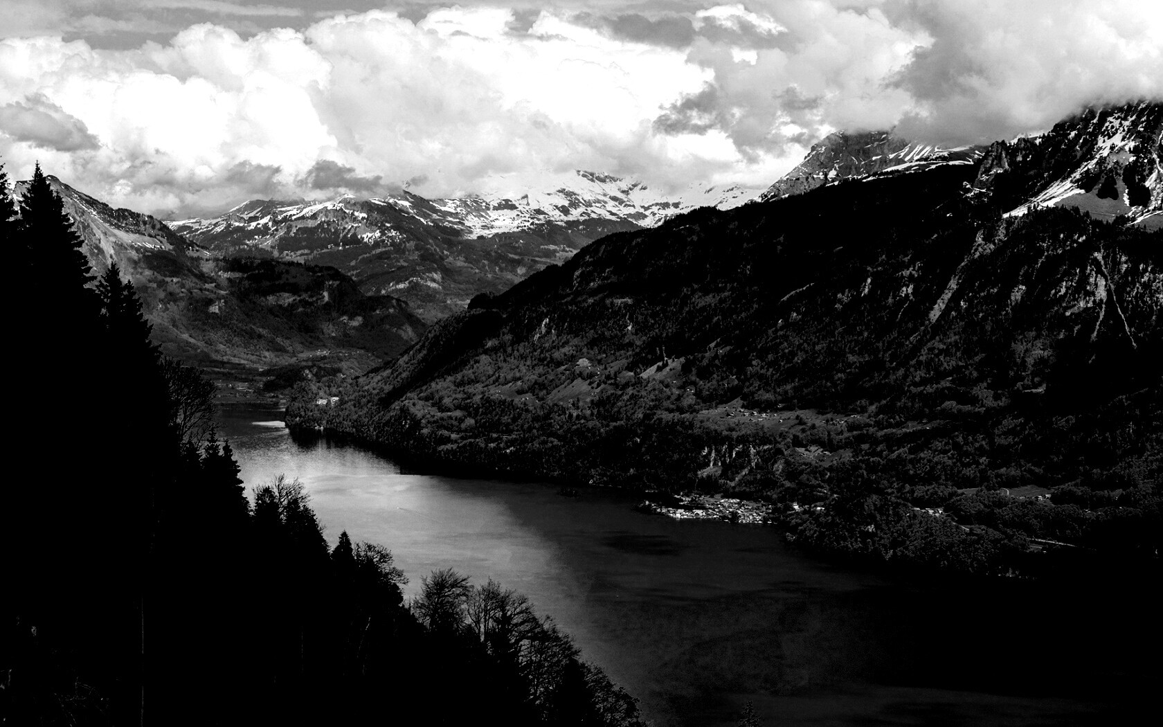 Горная река обои