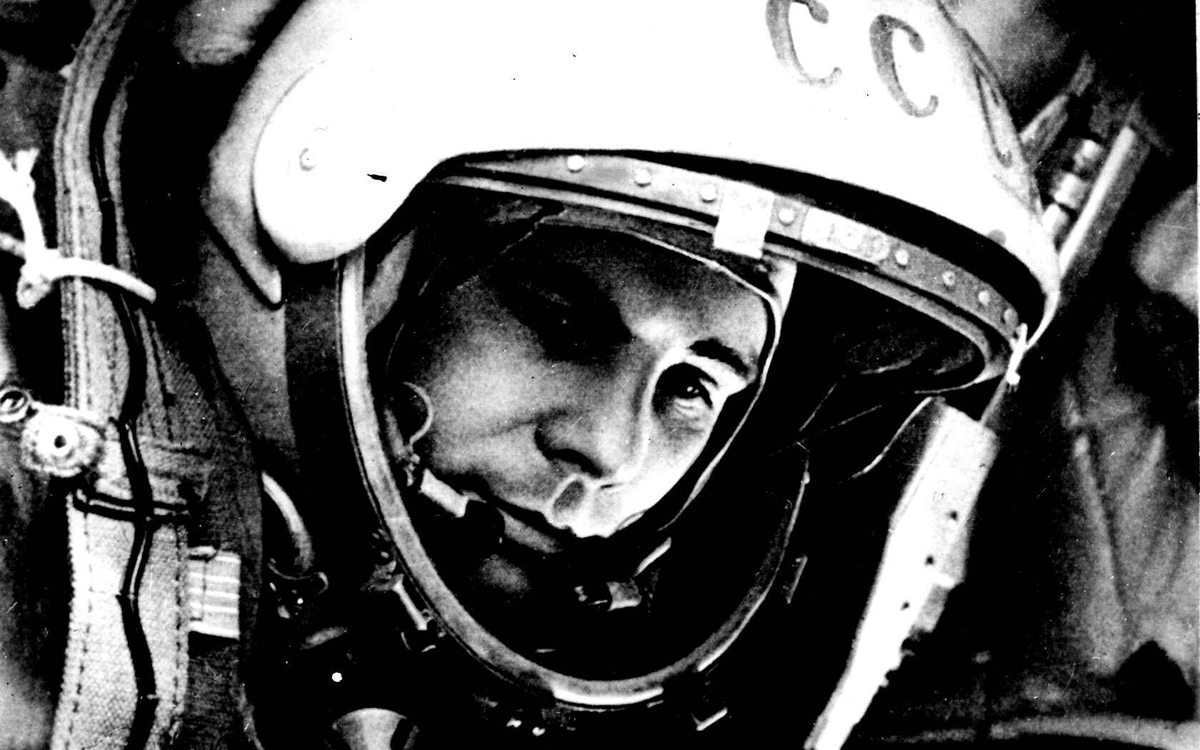 Юрий Алексеевич Гагарин обои