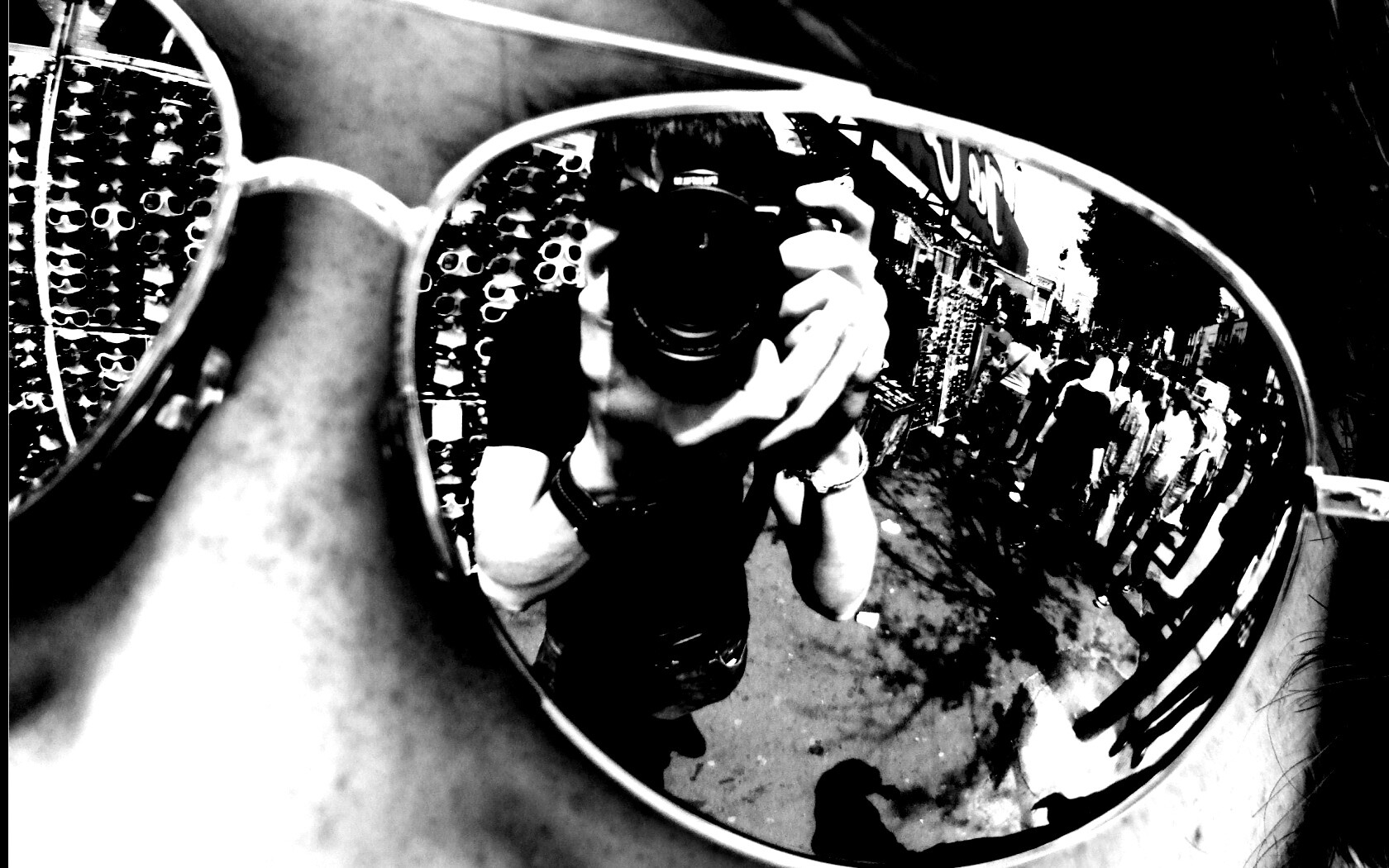 В очках обои