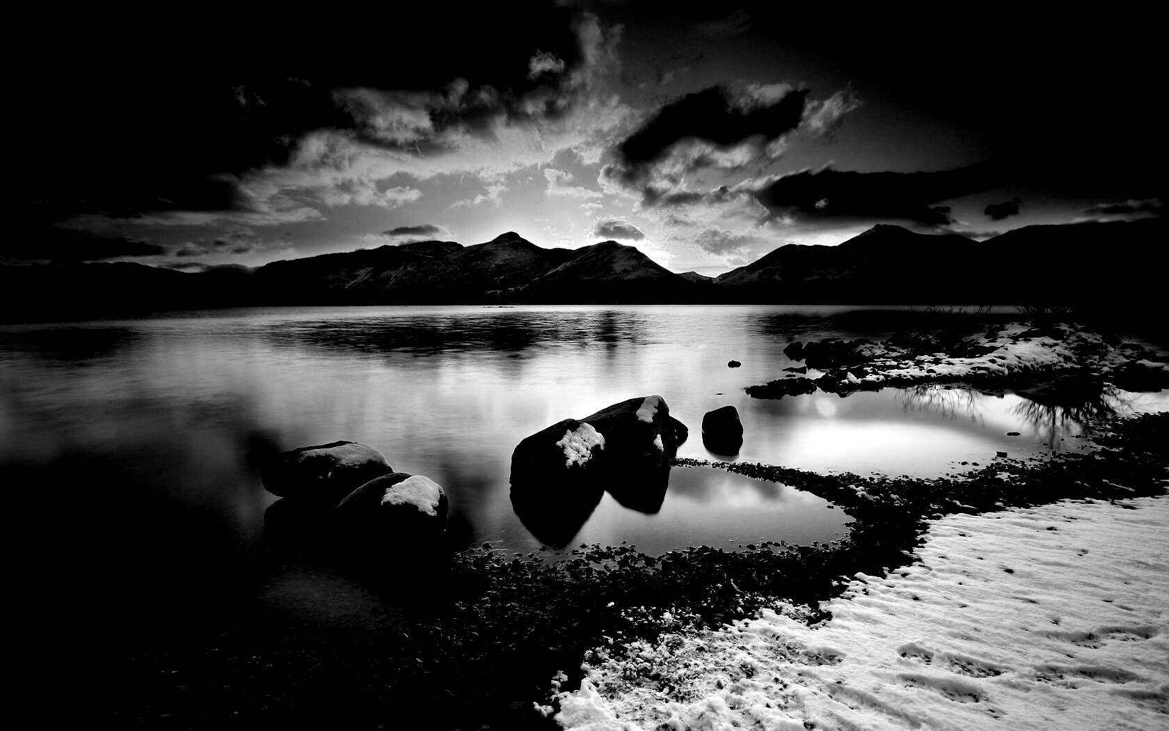 Картинный закат на озере обои