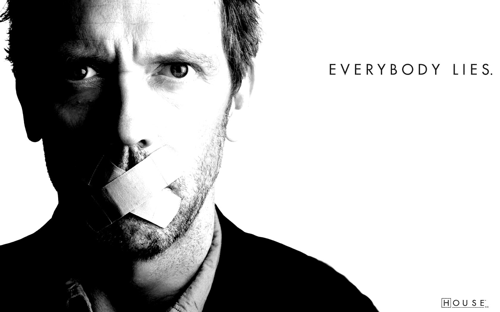 Хаус с пластырем на рту обои