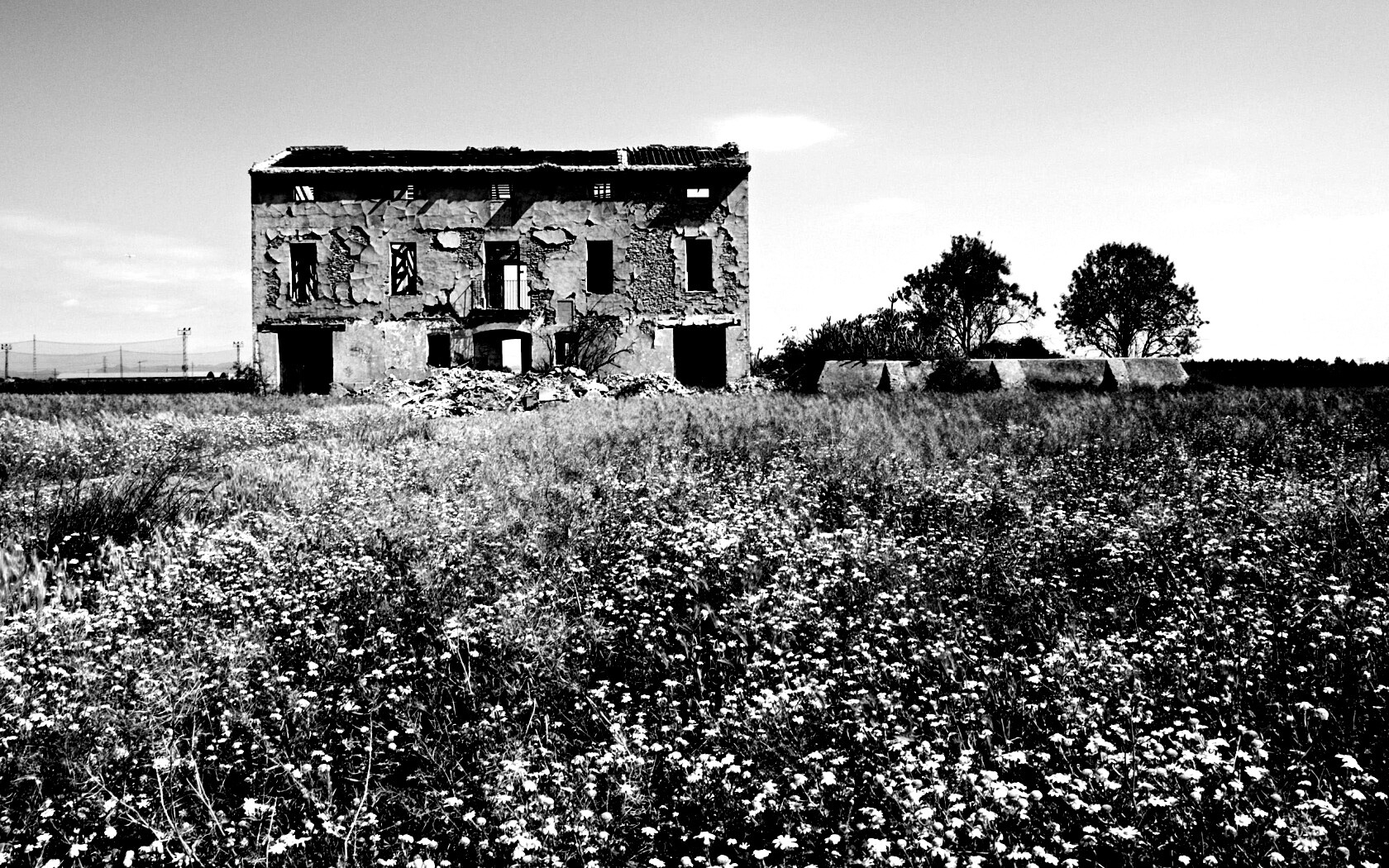 Руины жилого дома обои