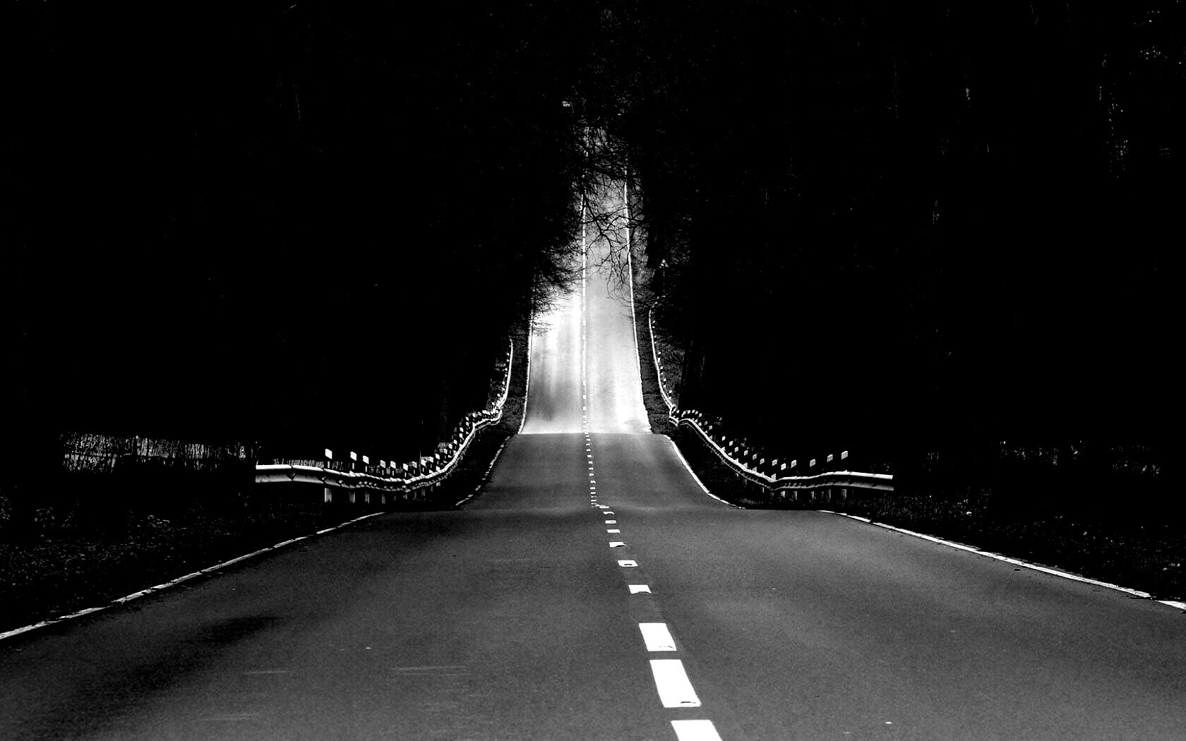 Дорога уходит ввысь обои